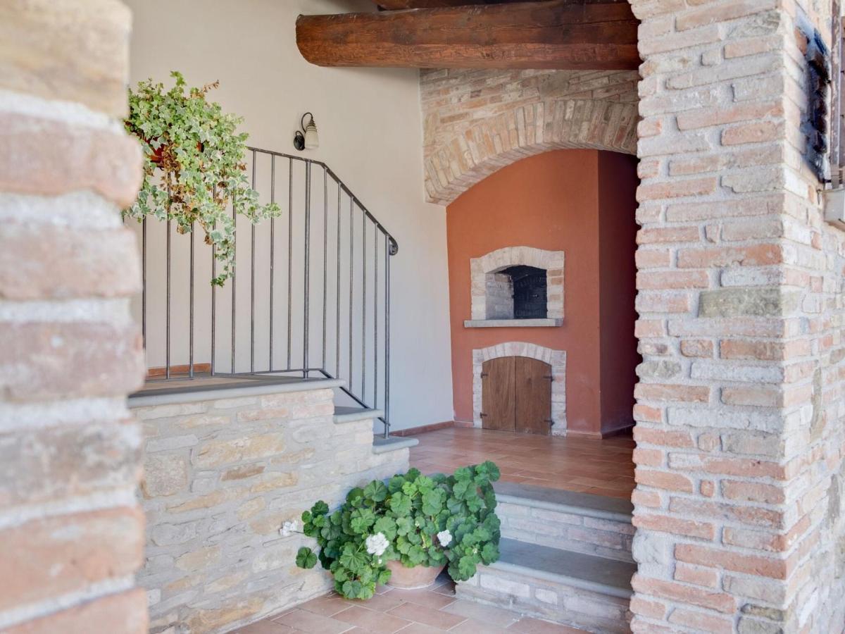 Belvilla By Oyo Borgo Tre Sant'Angelo in Vado Bagian luar foto