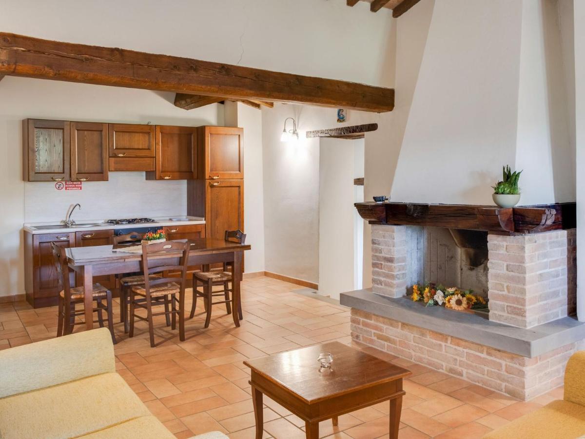 Belvilla By Oyo Borgo Tre Sant'Angelo in Vado Bagian luar foto