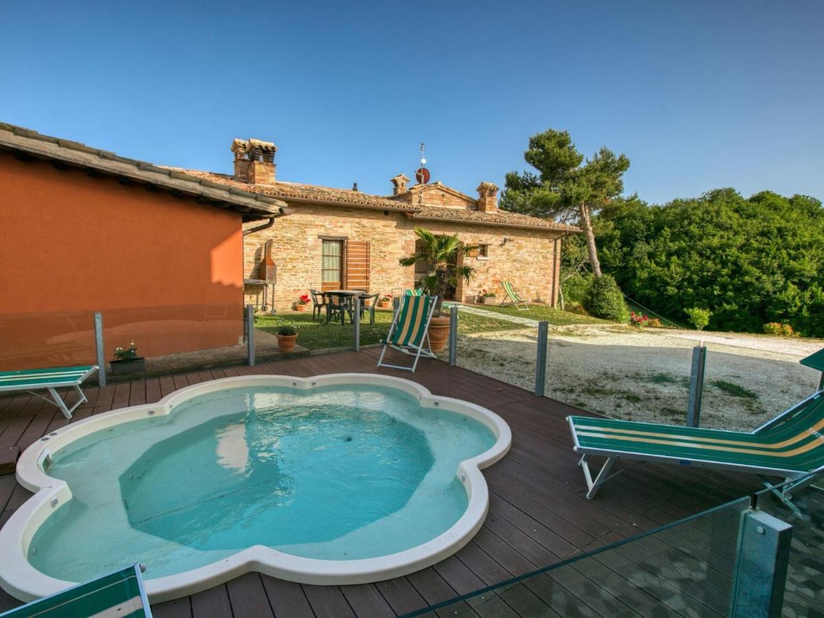 Belvilla By Oyo Borgo Tre Sant'Angelo in Vado Bagian luar foto